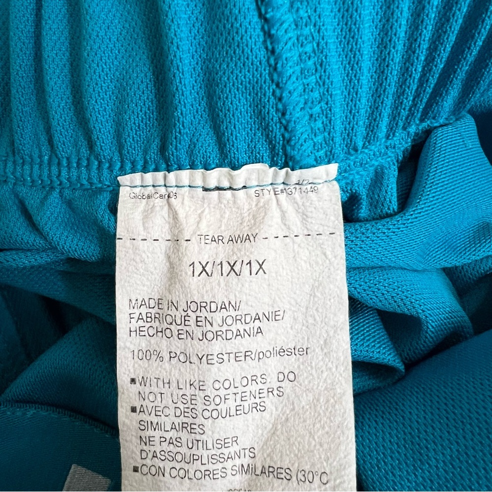 Under Armour Turquoise Athletic Shorts Size 1X - Picture 7 of 7